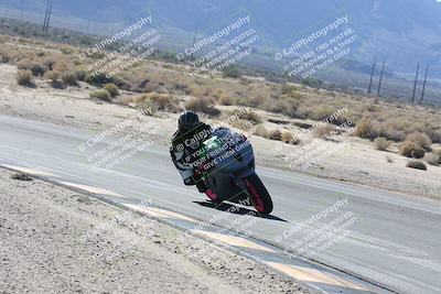 media/Dec-01-2025-Moto Forza (Mon) [[2daa91e15f]]/3-Beginner Group/Session 3 (Turn 16 Inside)/